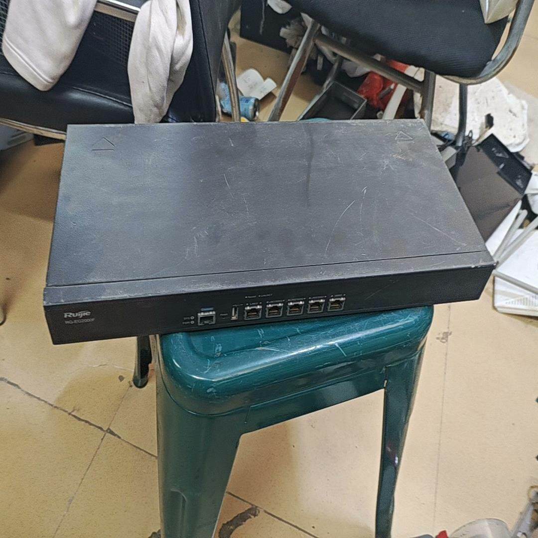 【议价】锐捷   RG-EG2000F  己测试  每个网口灯亮运费