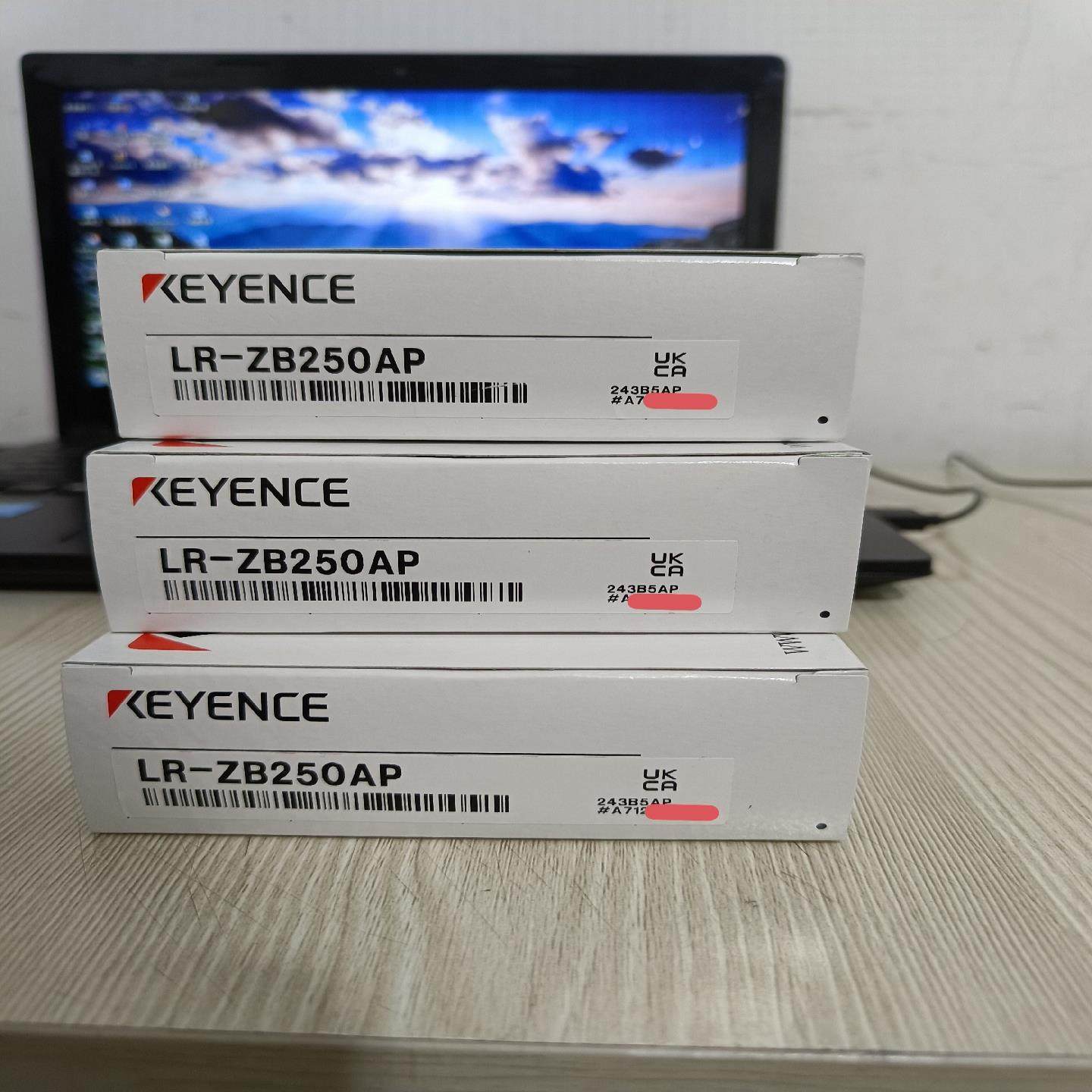 【议价】基恩士LR-Zb250ap全新原装正品条码一致单价10