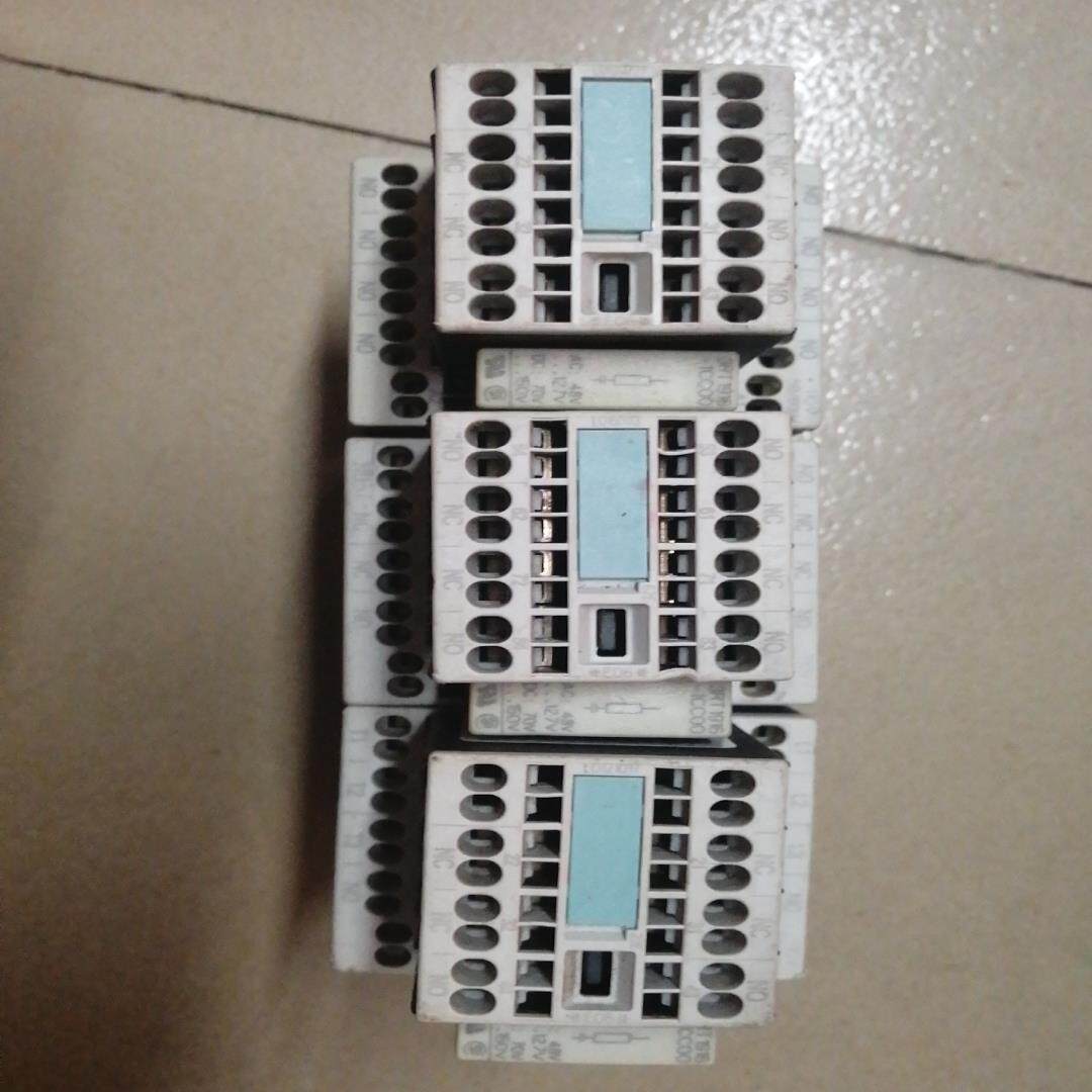 【议价】西门子辅助接头3RT1916 110v线圈二手拆机有3个