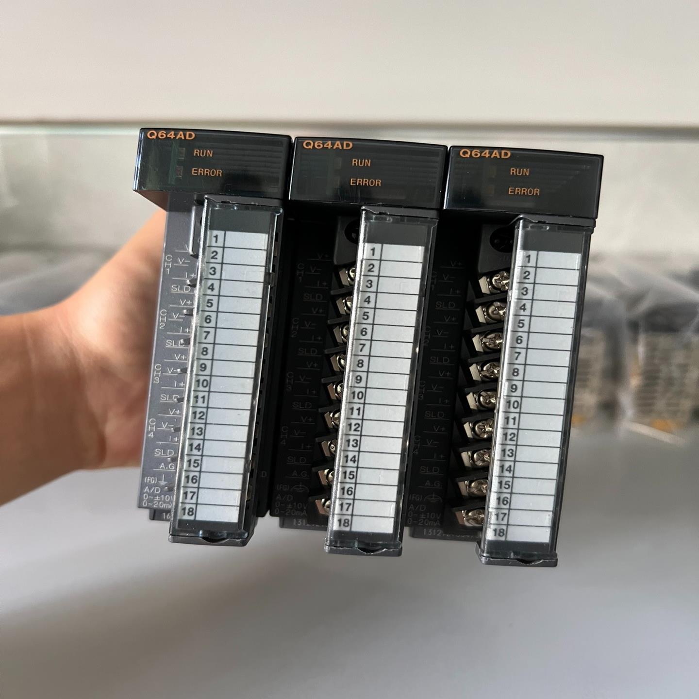 [议价]三菱q系列模拟量模块q64ad