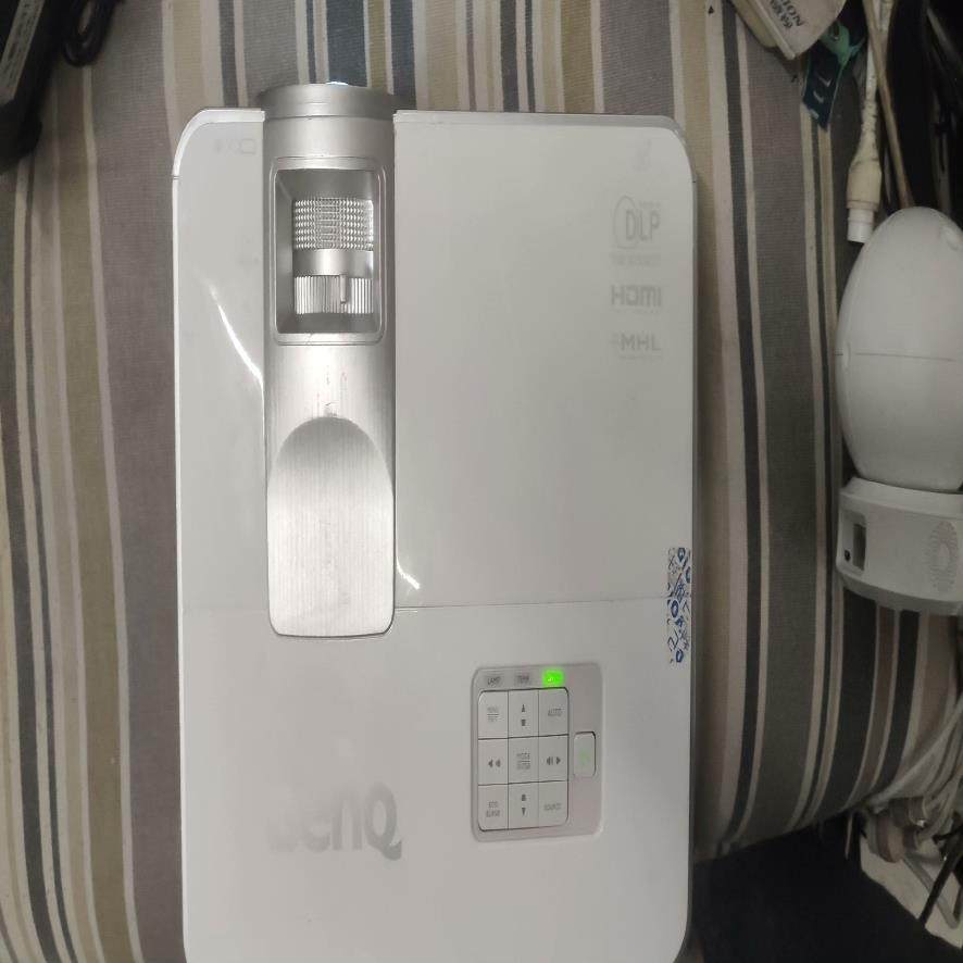 【议价】明基投影仪BENQ MW632ST 瑕疵机