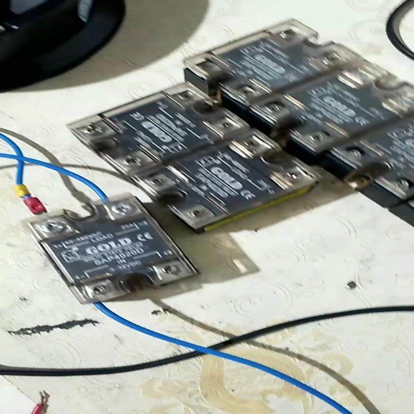 【议价】固特SAP4020D  20A固态继电器七个都测试好10元一