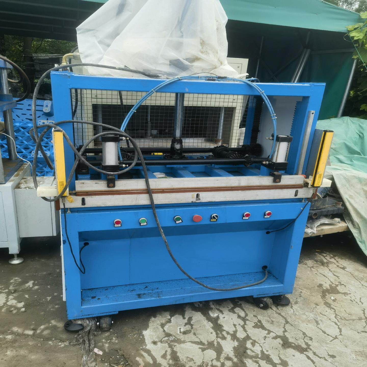 【议价】液压油压力机带封口功能成色非常漂亮液压站滴油不漏