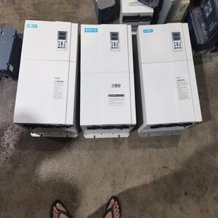 伟创AC80B变频器45KW55KW实物拍摄功能完好没 议价