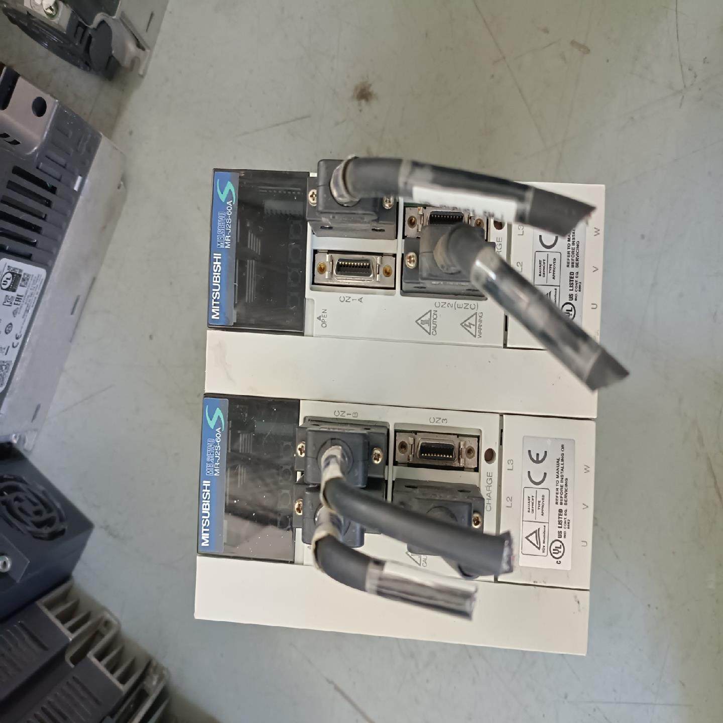 【议价】三菱驱动器 MR-J2S-60A 600W 220V 包好