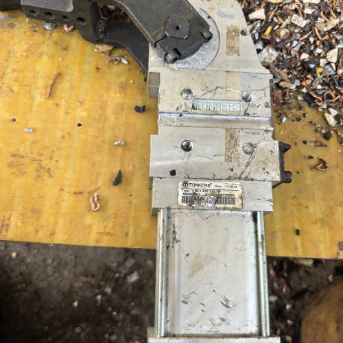 【议价】TUNKERS德柯斯V50.1型号强力夹紧气缸，带角度调节功