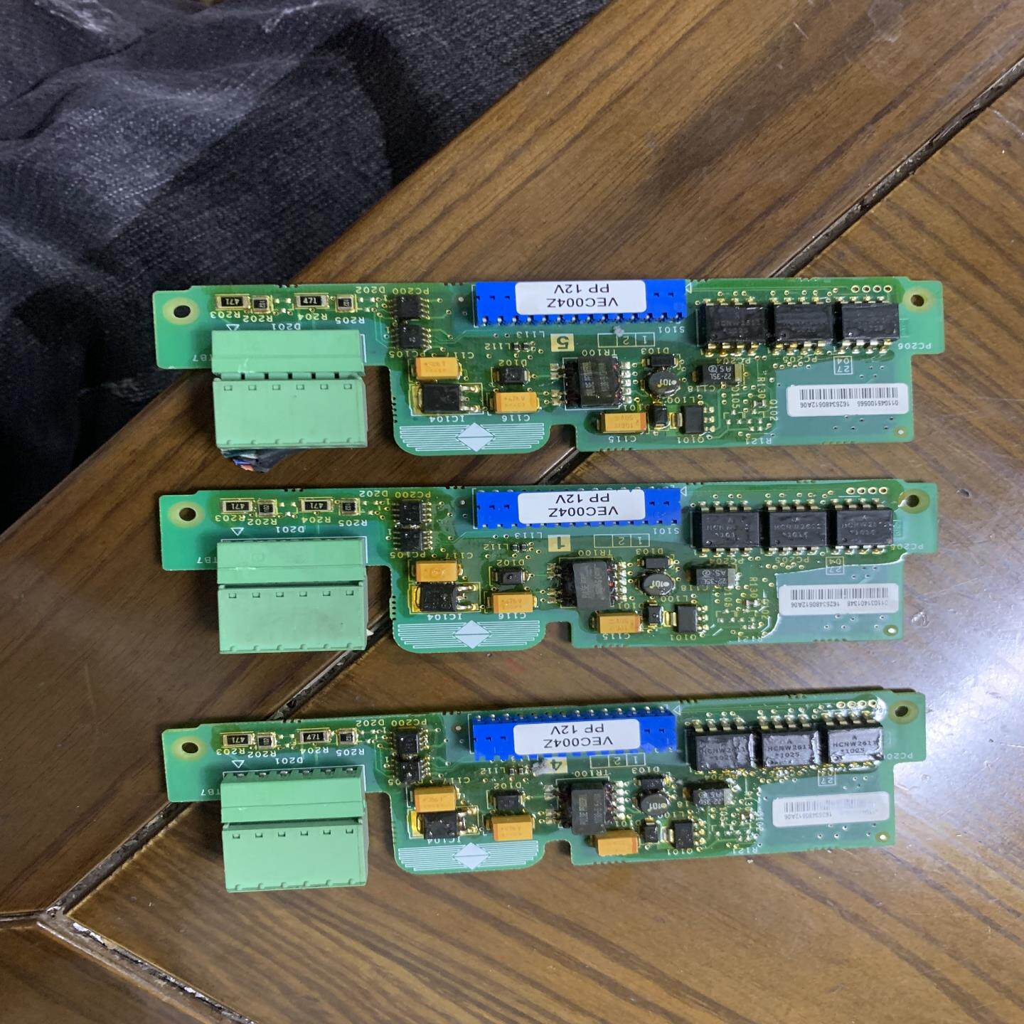 [议价]东芝变频器PG卡VEC004Z成色漂亮功能包好150