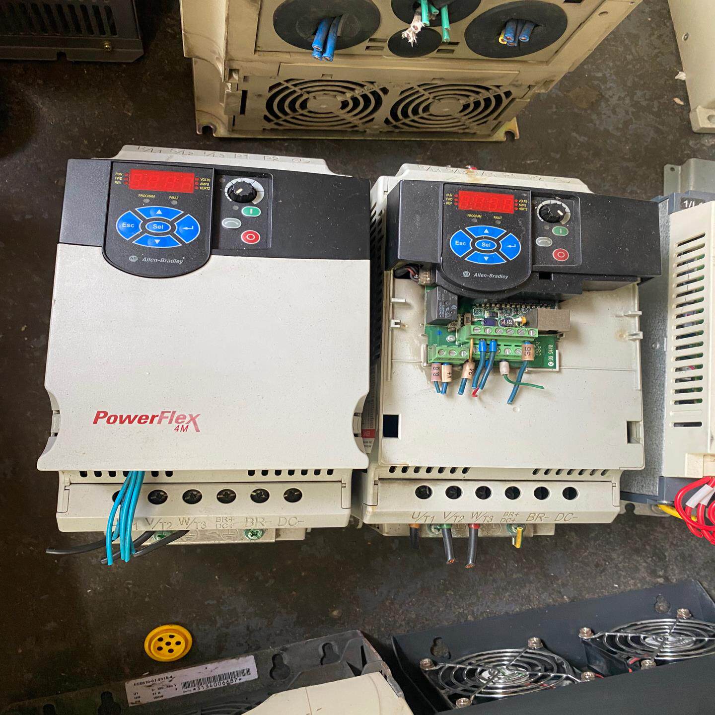 【议价】22F-D013N104 罗克韦尔AB变频器55KW 拆机