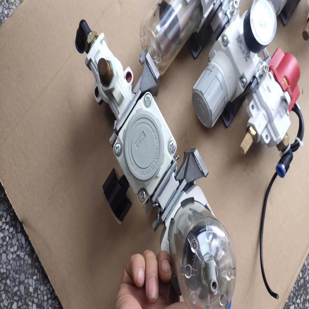 【议价】原装SMC调压过滤安全阀组合AF40－04-A+IS0M-4