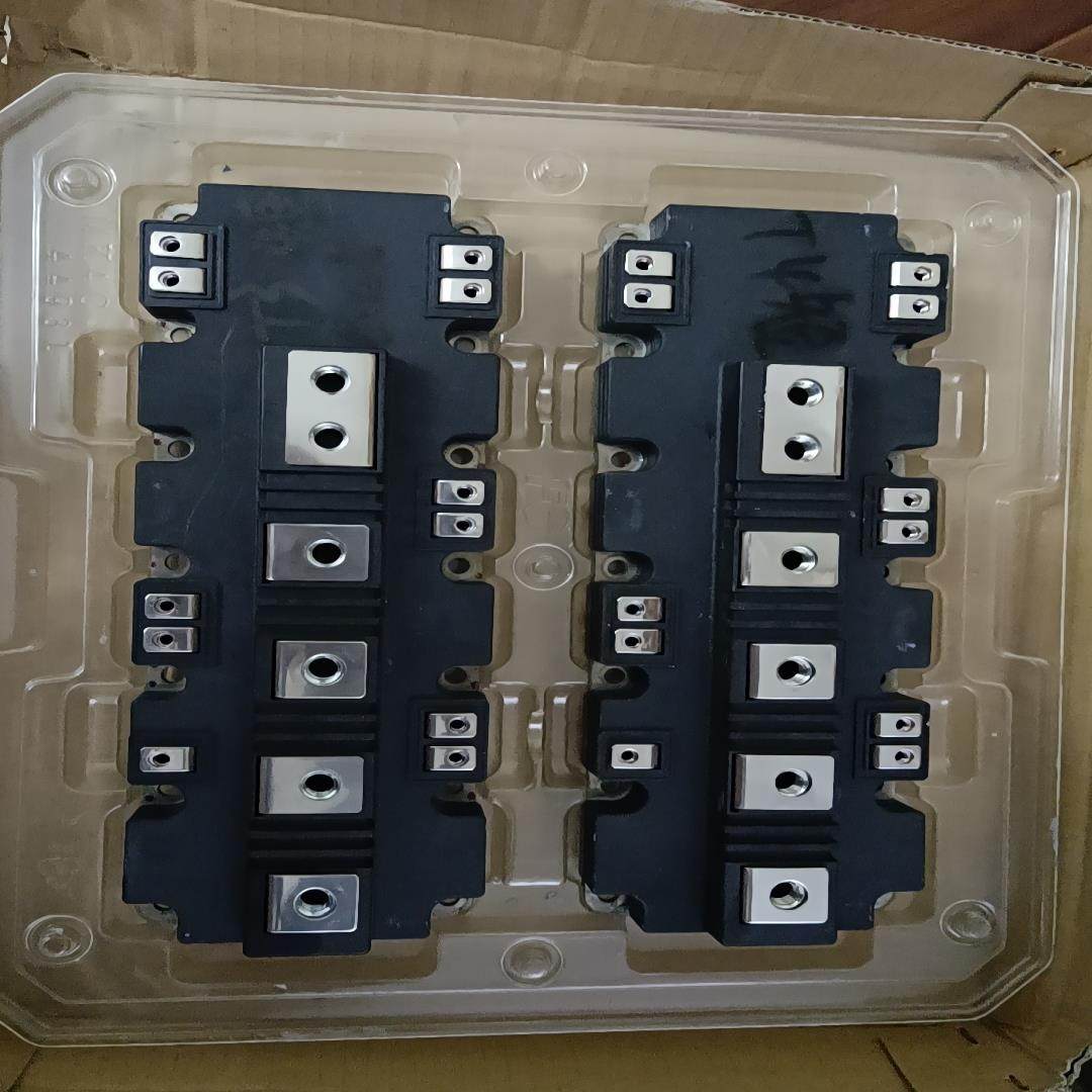 【议价】4MBI900VB-120R1-61模块一共五个带包装二