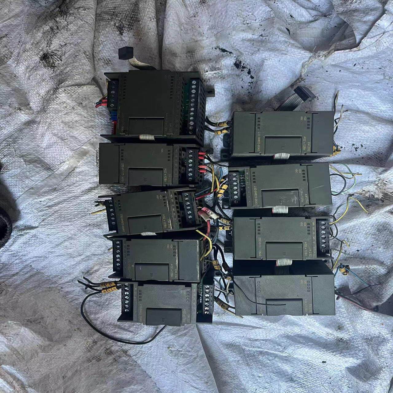 【议价】西门子PLC拓展6ES7232-0HB22-0XA0八台