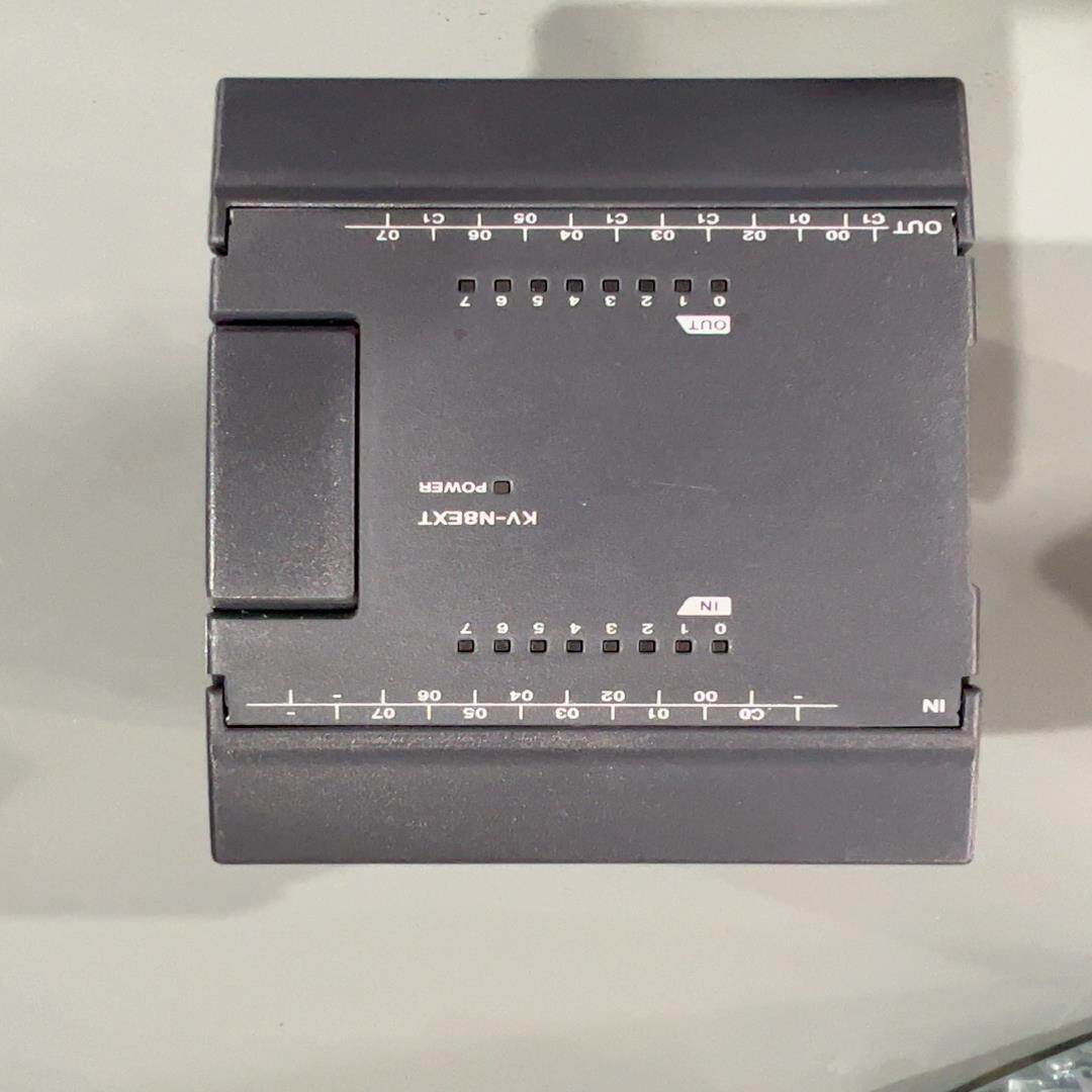 【议价】KEYENCE基恩士PLC编程控制器KV-N8EXT成色