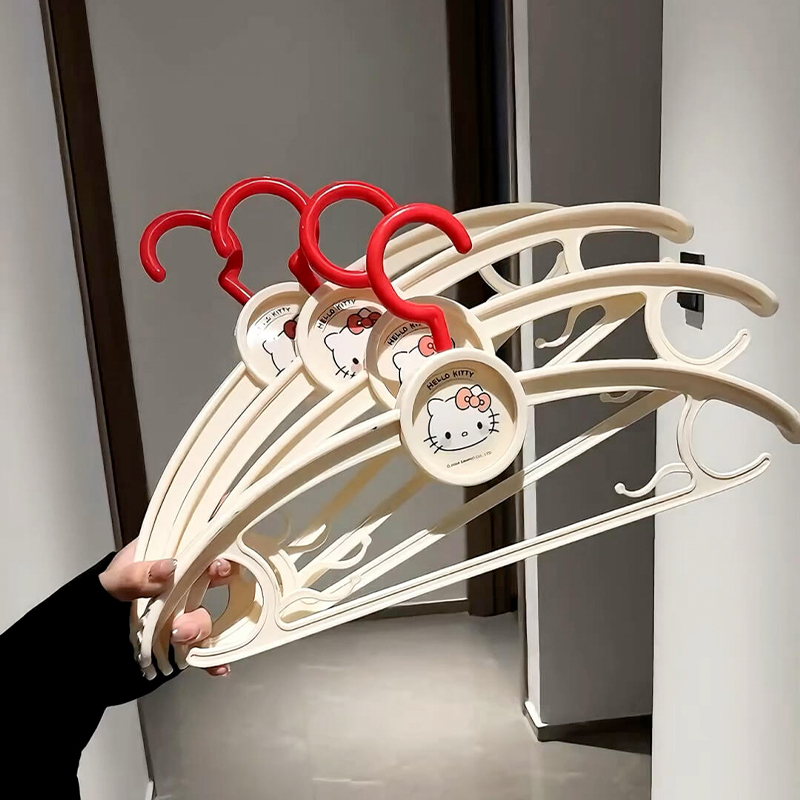 哈喽kitty晾衣架阳台家用挂衣无痕学生宿舍防滑加厚可爱卡通衣撑