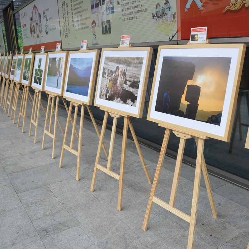热销宣传用木质展架立式落地式kt板海报架广告牌展示架木头挂画架