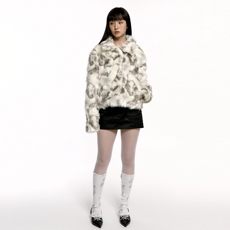 皮毛减龄2024外套潮牌高端毛绒轻奢女上衣人造秋冬CARQ气质