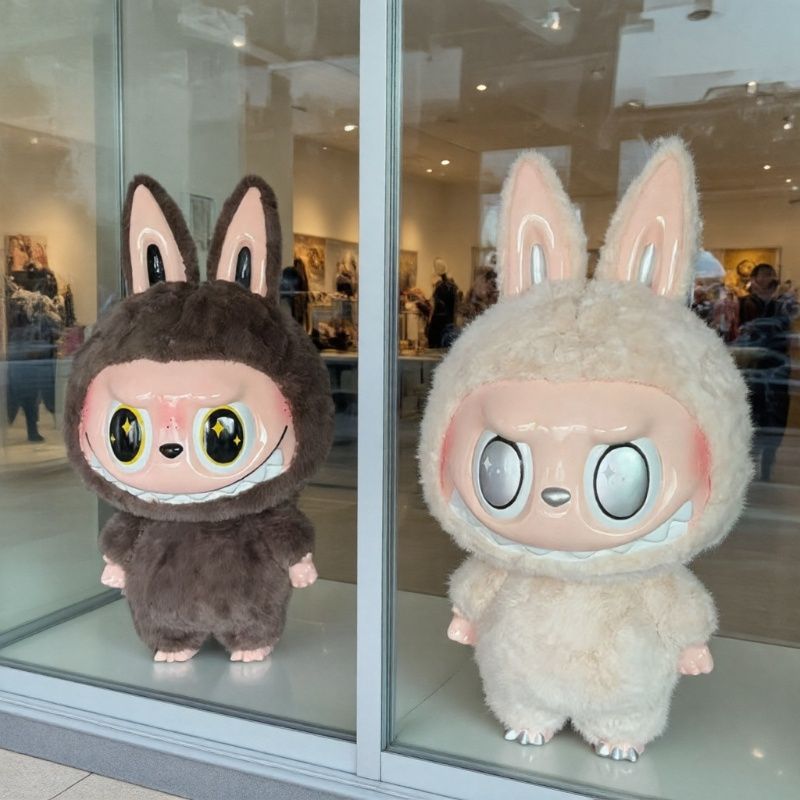 2025新款网红卡通拉布布毛绒公仔落地摆件首领潮玩手办家居装饰品
