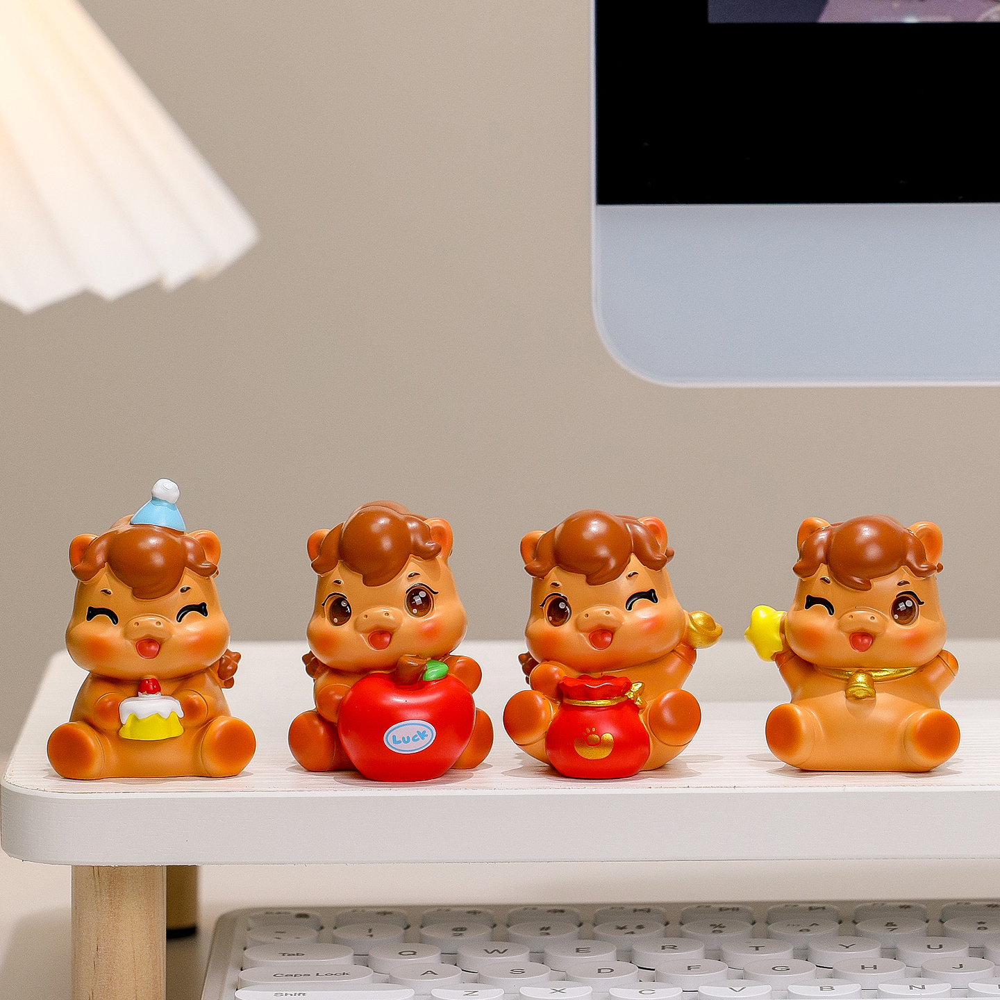 小福马摆件办公室工位桌面小摆设