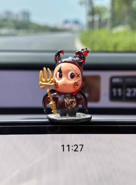 新品新款改娃卡通包挂钥匙链手机链手工星星人萌粒情侣礼物摆件