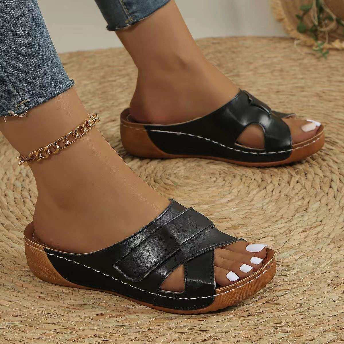 women shoes底休闲一字拖鞋夏季新款欧美凉拖鞋露趾厚底女拖2024