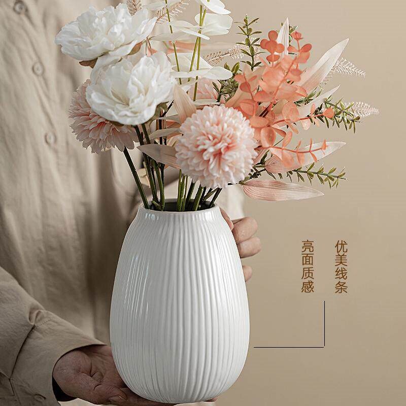 简约现代奶油风鲜花水养陶瓷花瓶高级感轻奢摆件客厅餐桌插花装饰图片