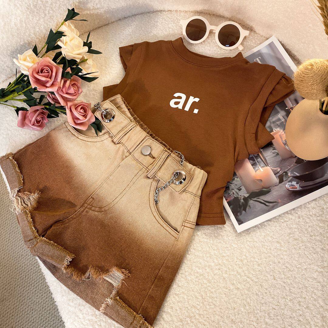 女童套装2026新款夏季儿童时髦短袖T恤牛仔短裤中大童两件套潮