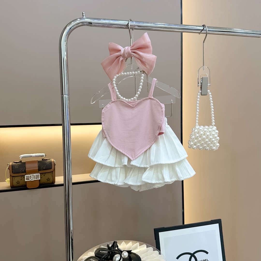 女童夏装爱心吊带套装洋气女宝宝百褶蛋糕裙裤二件套儿童夏季衣服
