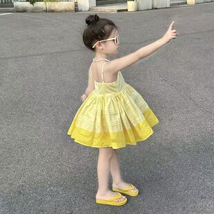 女童连衣裙夏季2025新款洋气儿童甜美吊带裙小女孩海边裙子沙滩裙
