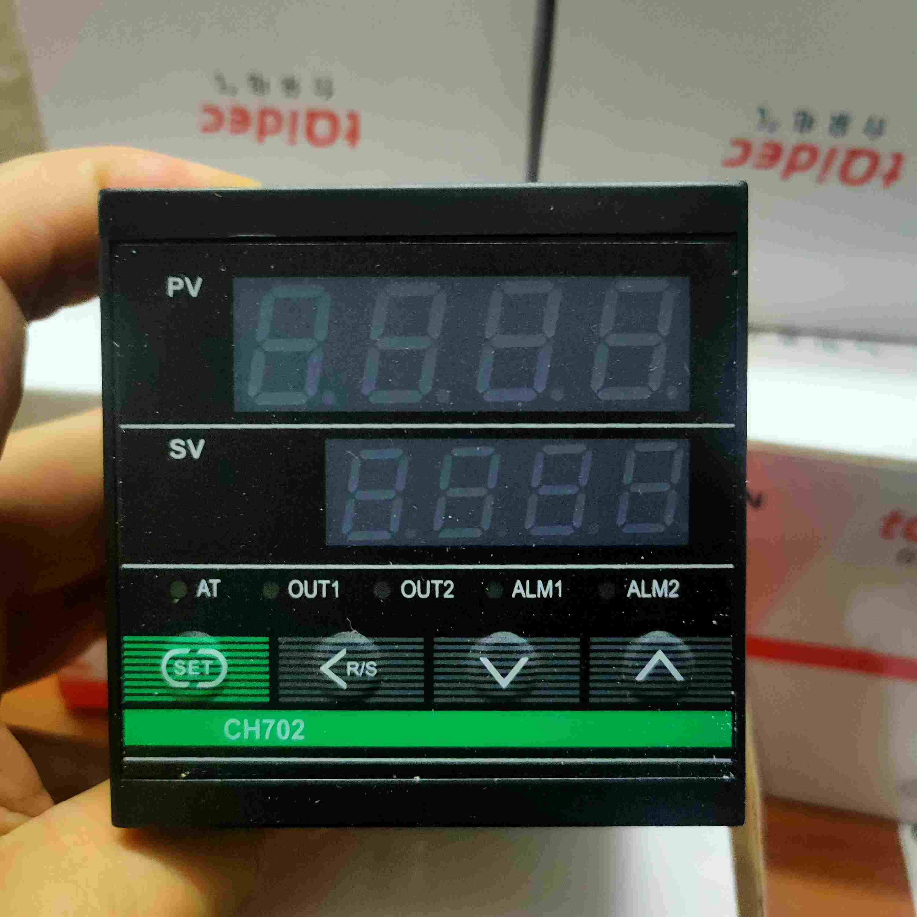 台泉 72数显智能温控表 CH702 FK02-MAN 短壳 (K型继电器)