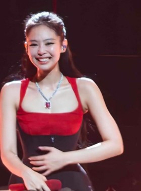 Jennie同款红宝石项链