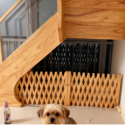 防腐木伸缩栅栏围栏室内狗猫宠物隔断院子拦门栅栏户外护栏围起来