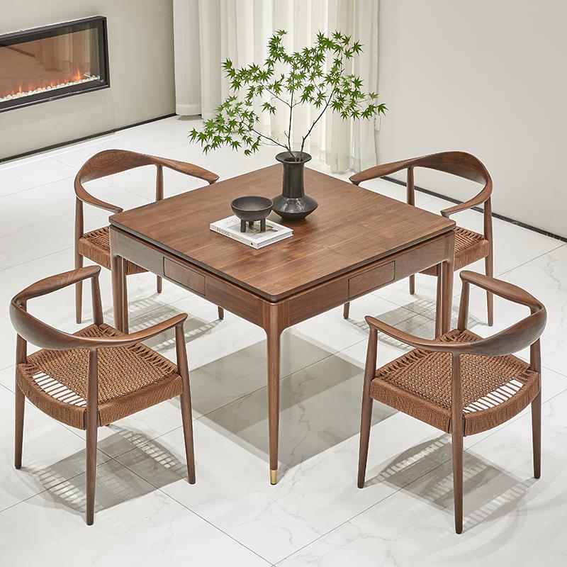 意式极简北美黑胡桃木餐桌实木四方桌子正方形家用小户型原木饭桌