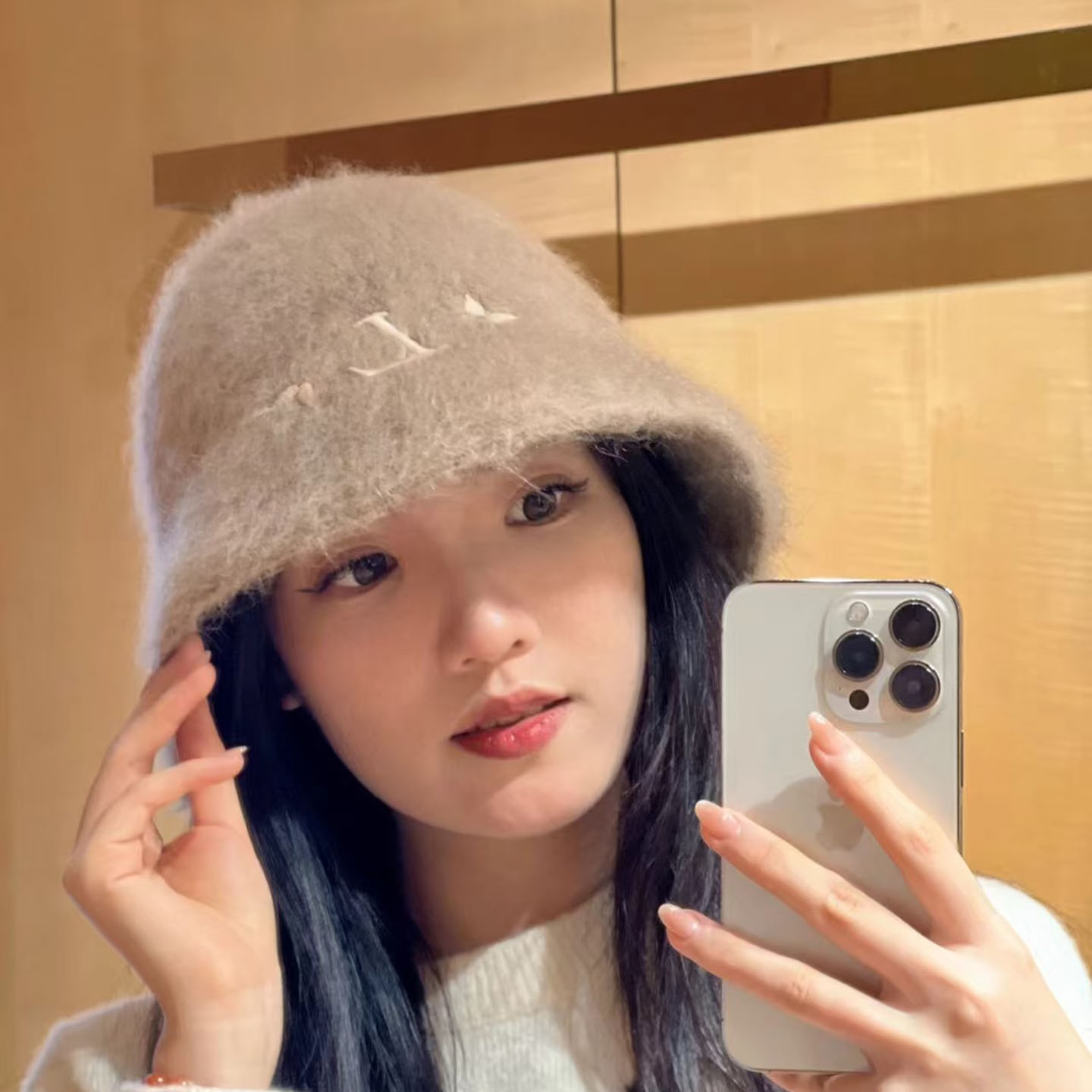 渔夫帽秋冬简约女字母刺绣针织帽