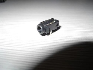 进口SMK 插脚式 LGY2502 耳机插座 耳机插口 0200F 供应原装