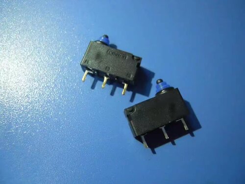全新 D2HW-A201D 防水防尘防油小型微动开关原装欧姆龙OMRON 正品