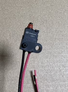 供应类似于ASQM11620 防水微动开关带线常闭型密封防尘防水限位