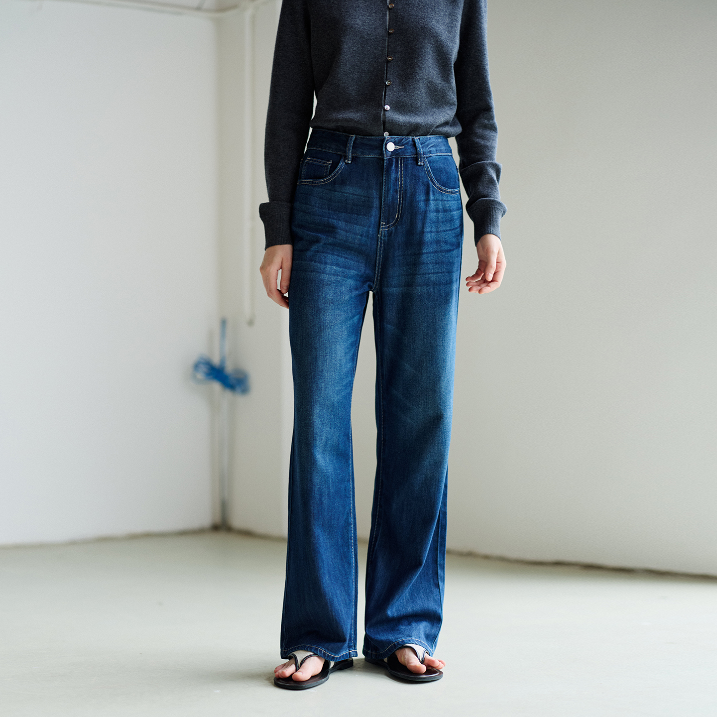 莱赛尔天丝直筒宽松阔腿牛仔裤女