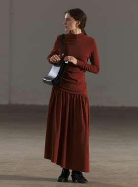 NON RESTRAIN法式立领压褶长袖打底针织衫女不对称抽褶半身裙套装