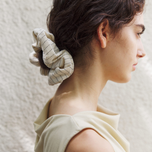 NON RESTRAIN度假风亚麻条纹大肠发圈女高级感百搭设计感头绳发饰