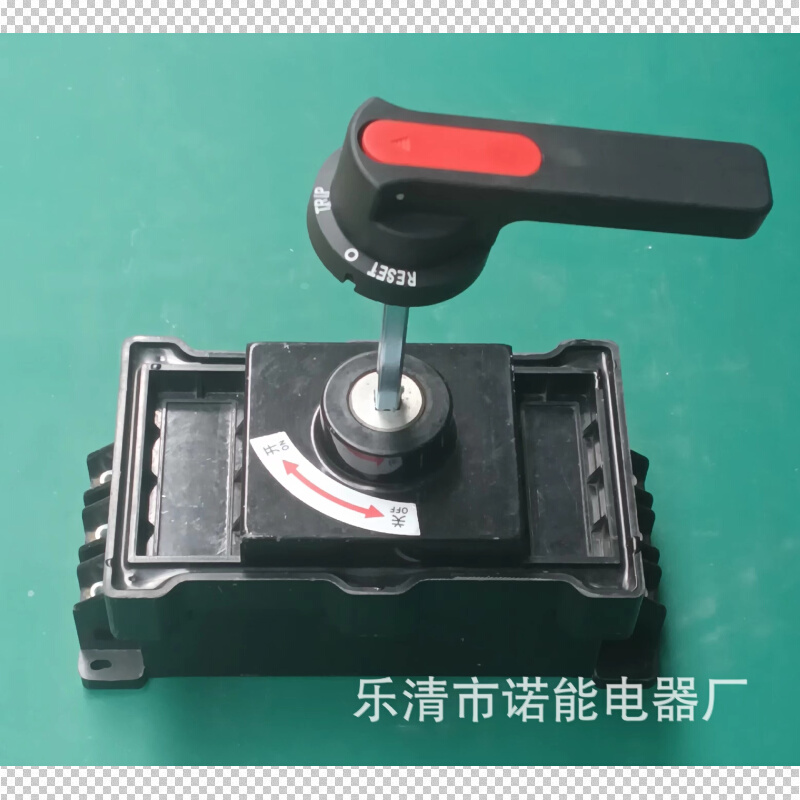 1800v DC MCCB 光伏太阳能 2200v 2.2kv中压电器直流断路器2000v