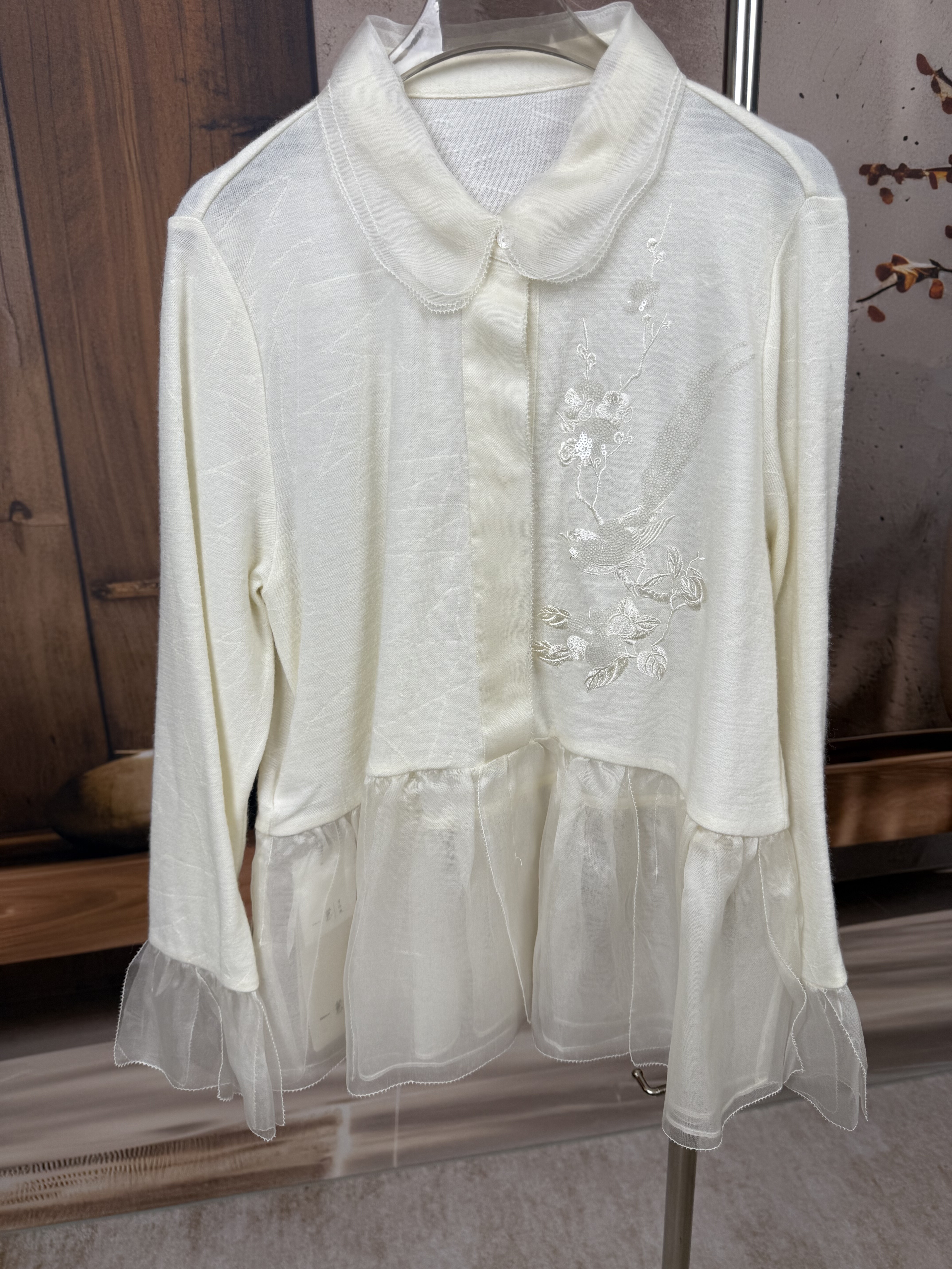 海燕家秋冬款 刺绣娃娃款显年轻羊毛混纺拼接欧根纱上衣S239