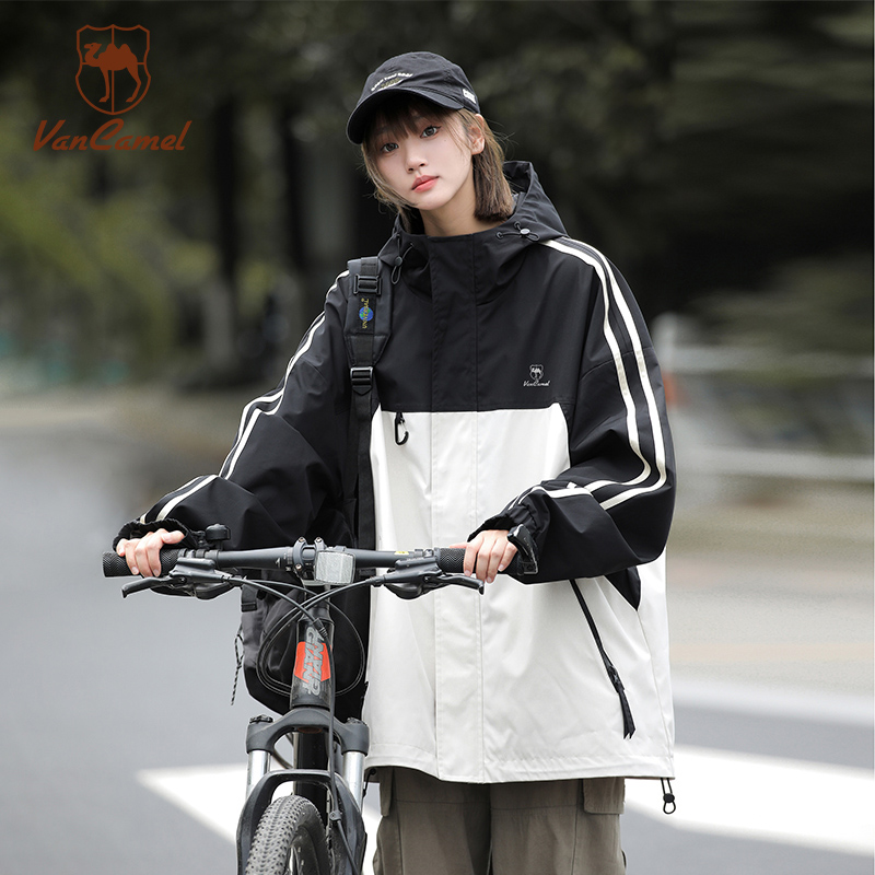 西域骆驼户外冲锋衣男女款登山服