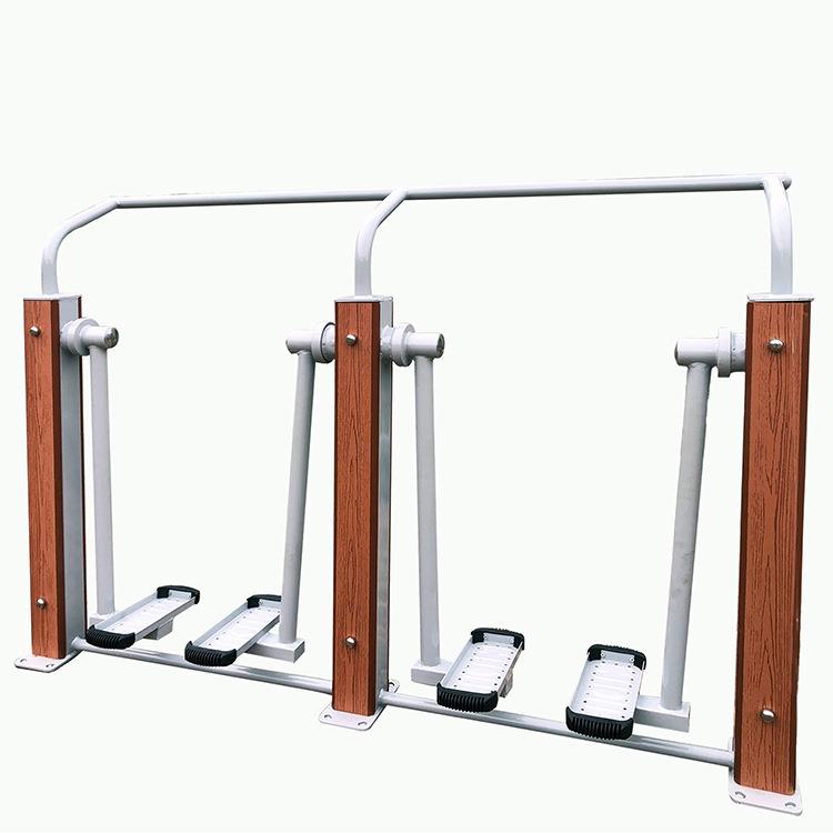 工厂供应防滑耐用新款塑木室外小区户外健身器材路径套装有氧