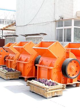 破碎机鹅卵石玄武岩锤片式粉碎机建筑垃圾移动锤片式打砂机