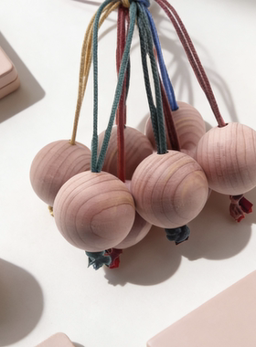 天然红雪松球防霉除味衣柜衣橱防虫防潮木球羊绒羊毛储藏车载车用