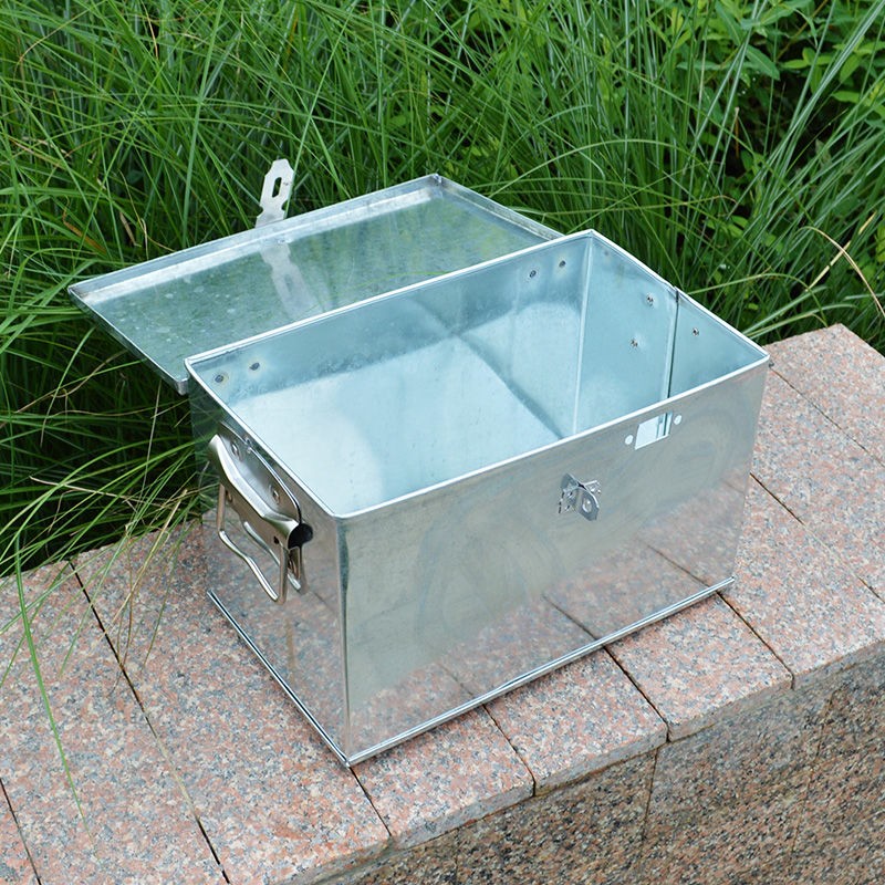 大号铁皮五金工具箱镀锌板外卖箱带锁储物盒收纳木工手提铁箱子