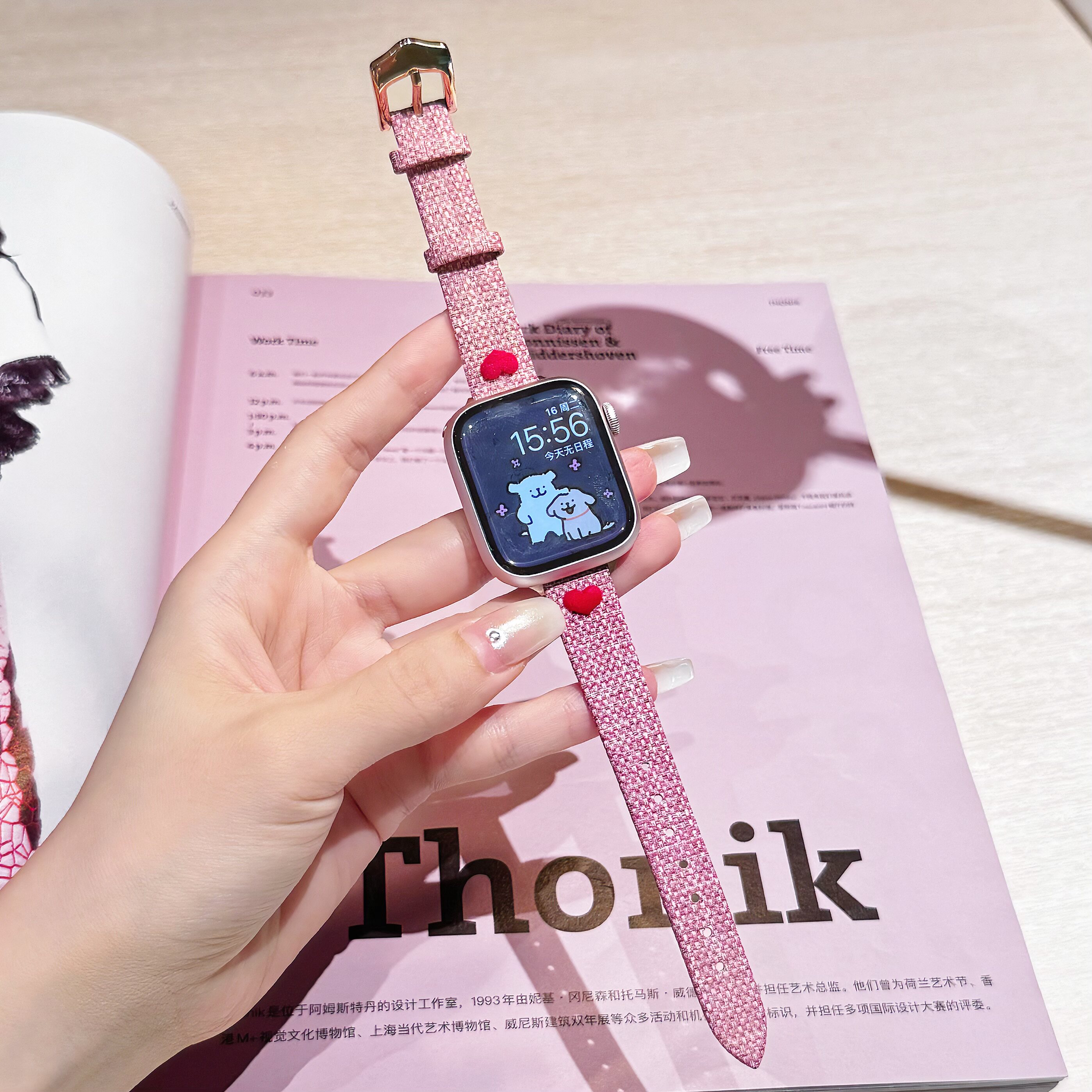 蛮舟适用苹果iwatch s9手表带新款多巴胺皮质牛仔爱心马卡龙s8/7/6代高级夏透气女款applewatch5/4运动se腕带