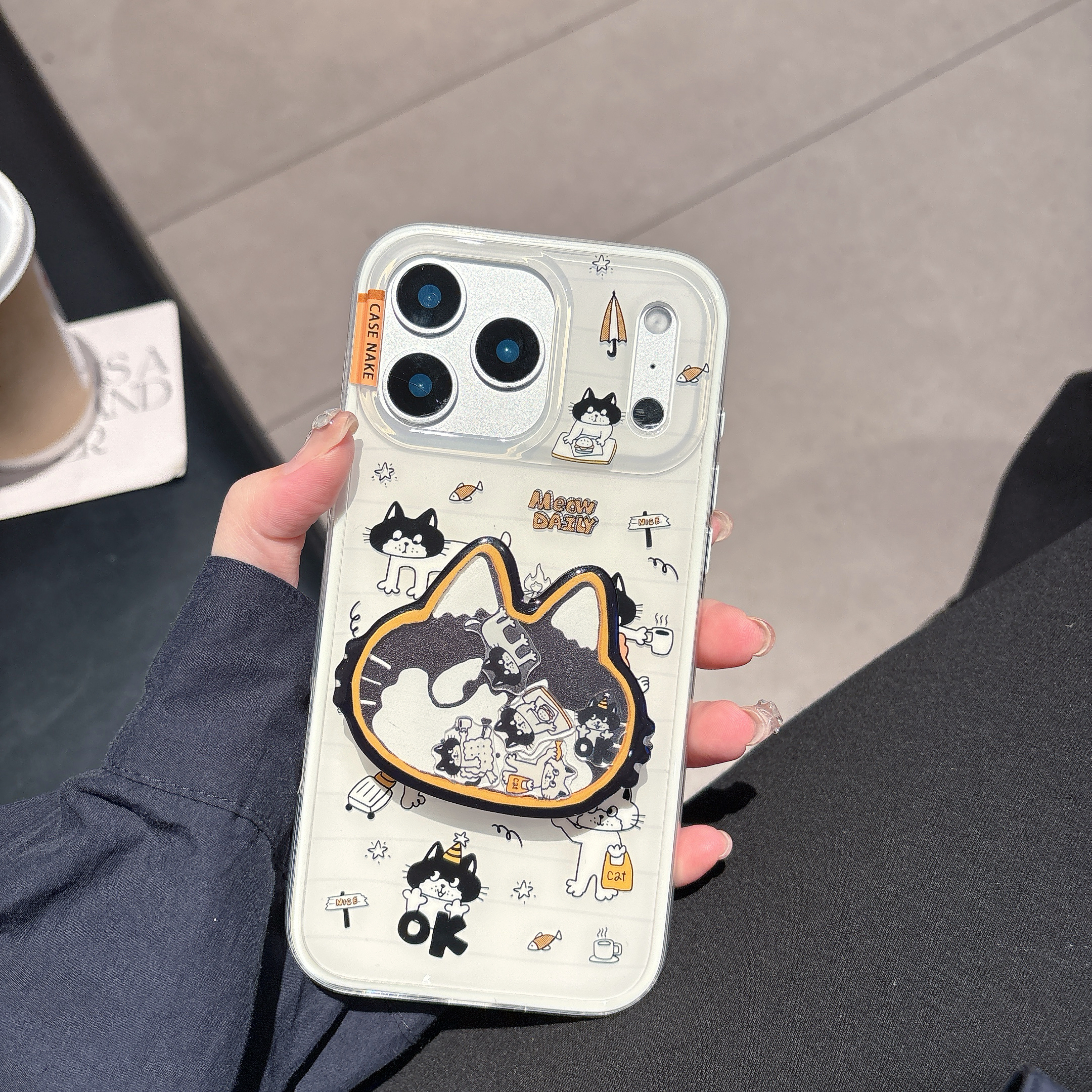 二合一双层IMD涂鸦线条猫咪插画适用iPhone17promax手机壳16全包防摔苹果15高级感卡通14可爱13女新款保护套