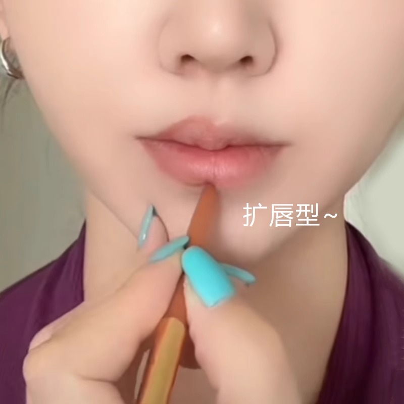 线雕唇线笔丰唇勾勒唇形防水持久