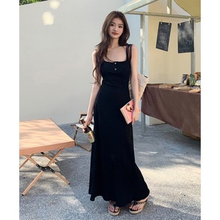 2024夏装 新款 黑色连衣裙韩风吊带背心裙女纽扣设计气质高级感长裙