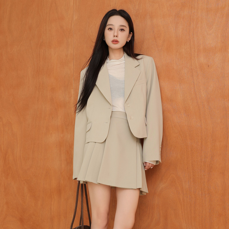 AIRIQI奥莱女装短款正肩西装都市通勤显瘦百搭西装外套AH41XZ392,女装/女士精品,西装,淘宝优惠券,粉丝福利购,淘宝优惠卷